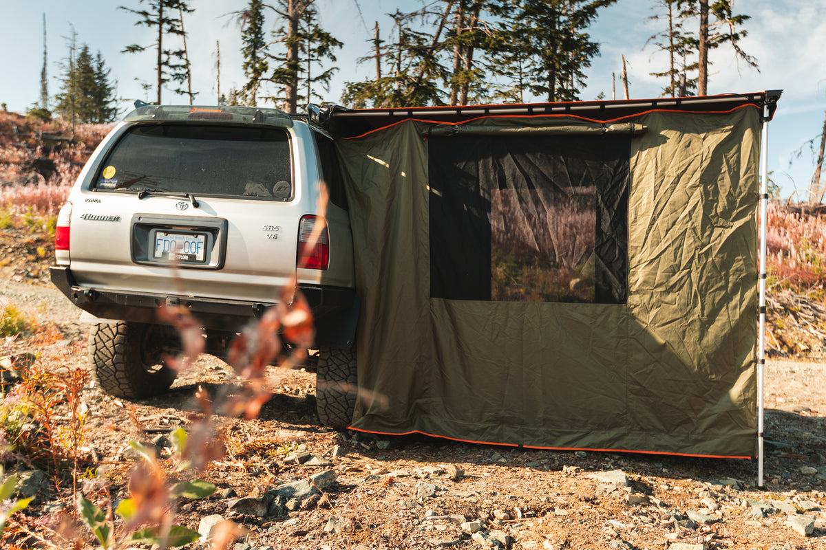 Rooftop Awning Room attached to roof rails of a Toyota 4Runner enlarged image 7