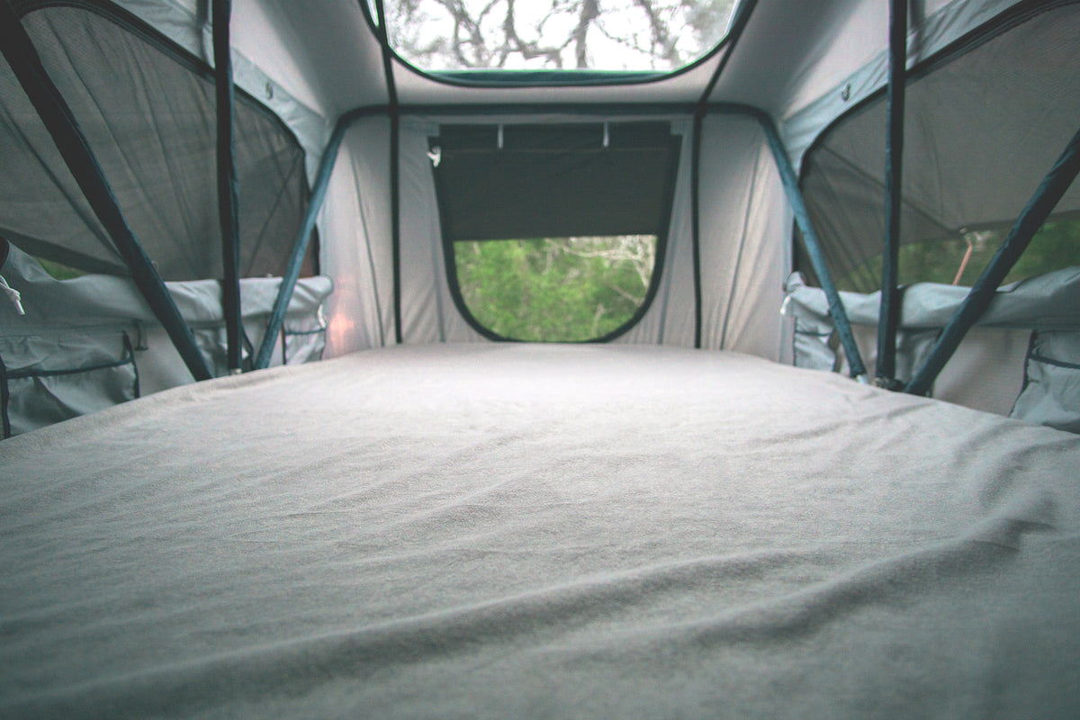 Rooftop tent sheet in waterproof terrycloth designed for the Vagabond Rooftop Tent enlarged image 4