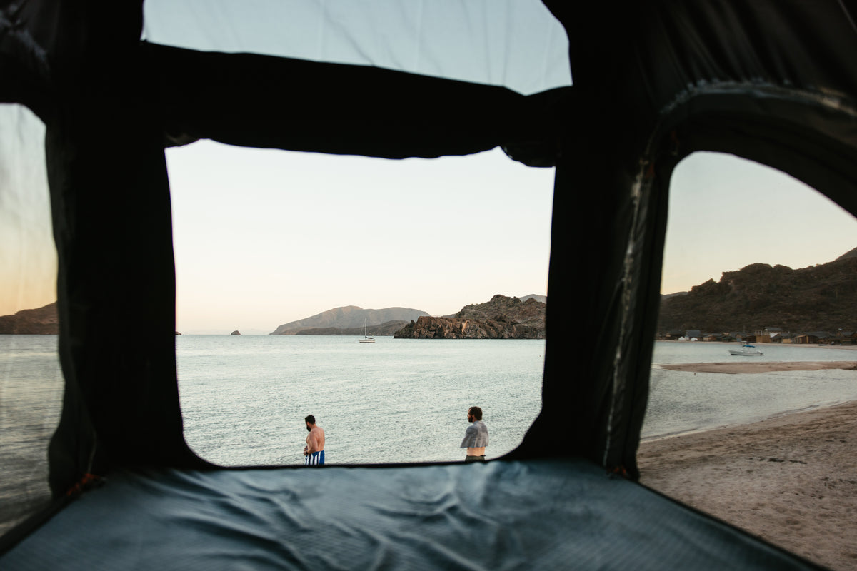 ROAM The Desperado Hardshell Rooftop Tent product image 14 enlarged image 14