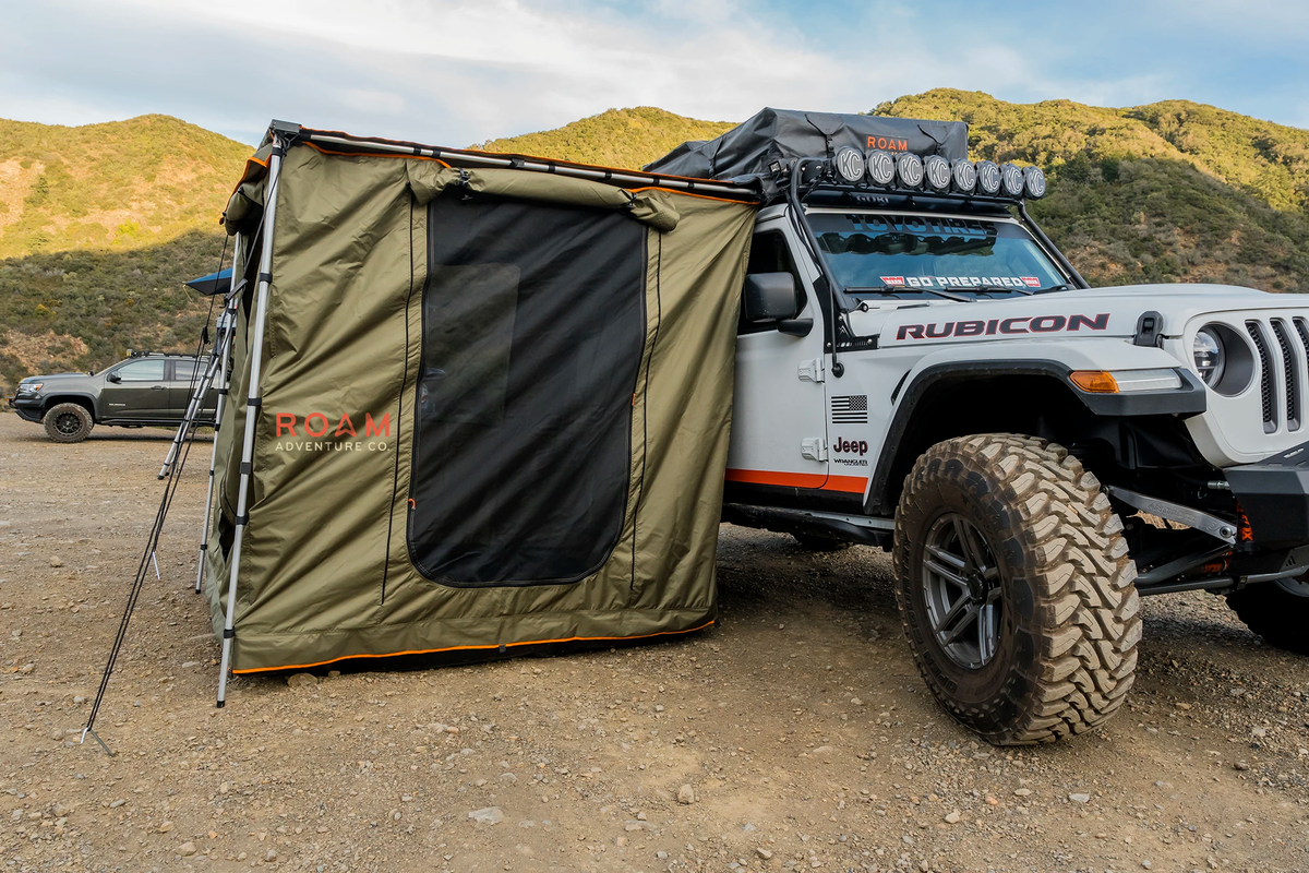 ROAM Adventure Co. Rooftop Awning Room in Forest Green shown on a Jeep Rubicon enlarged image 2